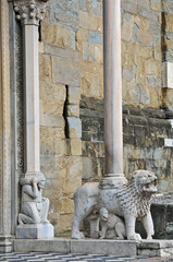 Bergamo, portale della Basilica di Santa Maria Maggiore