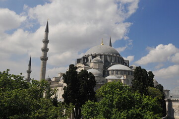 Fototapeta na wymiar istanbul mosque, suleymaniye mosque, ottoman building, islamic architecture, minaret 