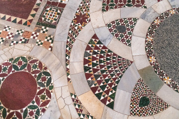 Salerno: Marble mosaic on the floor in Cathedral of San Matteo