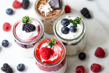 Jogurt / Skyr / Quark with Berries