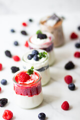 Jogurt / Skyr / Quark with Berries