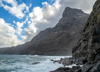 Fototapeta na wymiar View of craggy western coast of Grand Canary island, Canary Islands, Spain