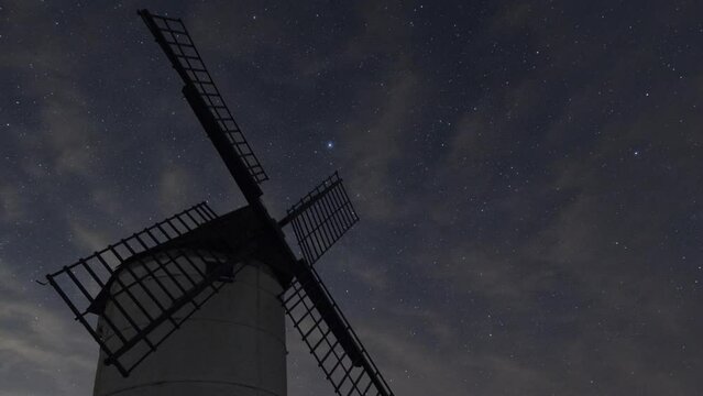 Ashton Windmill | Star Timelapse | 4K Clouds