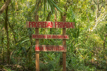 Cartel de Propiedad privada