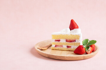 イチゴのショートケーキ　春のスイーツ