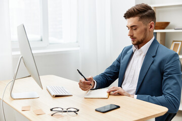 Fototapeta premium manager computer desktop work self-confidence paper folder isolated background