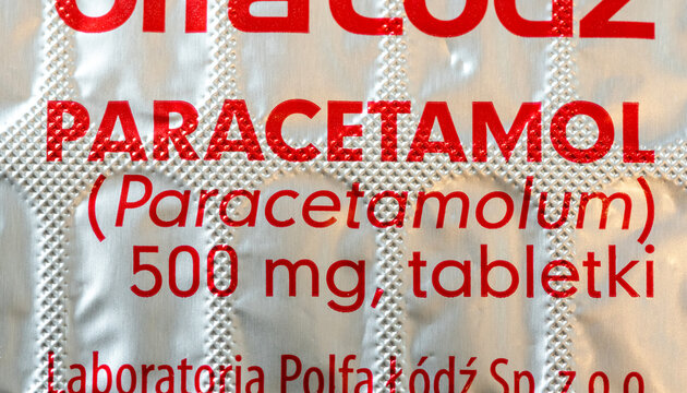 Paracetamol, Paracetamolum, acetaminophen 500 mg pills, painkillers, fever, pain medication pack simple concept, nobody, object detail, extreme closeup