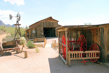 Capture of the abandoned place out of Phoenix with fire hydrant cable