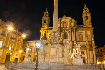 Fototapeta na wymiar La città di Palermo