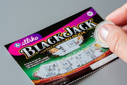 Black Jack. Jeu &agrave; gratter illiko de la Fran&ccedil;aise des jeux.