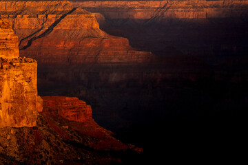 Soft Light Transforms The Grand Canyon From Shadow To Warm Light