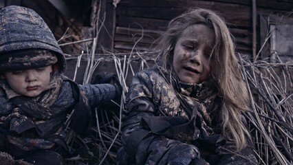 Obraz premium Children without a home, apocalypse, war
