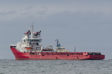 OFFSHORE SHIP - Platform supply vessel at sea
