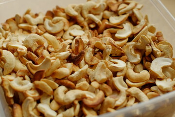 Delicious and savoury cashews are commonly used as cake ingredients