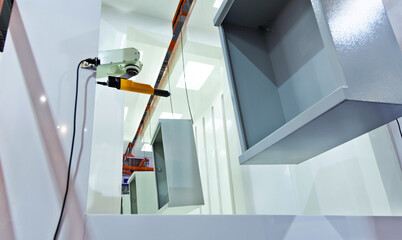 Robotic arm for painting in factory