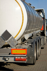 Cargo semi-trailer tank for the transportation of gasoline or liquefied propane-butane gas.