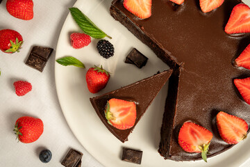 sliced fresh fruit cake sugar sweet chocolate garnish mint