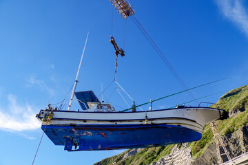 青ヶ島の空飛ぶ漁船