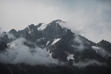 Papier Peint photo autocollant Mont Blanc mont blanc mountain in the fog