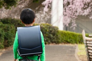 ランドセルと男の子