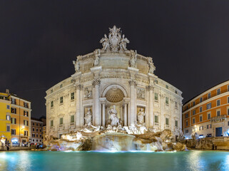Fototapeta na wymiar Trevi Fountain at Night
