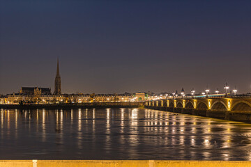 Fototapeta premium Dawn Over Bordeaux and Stone Bridge With Tramway and Garonne