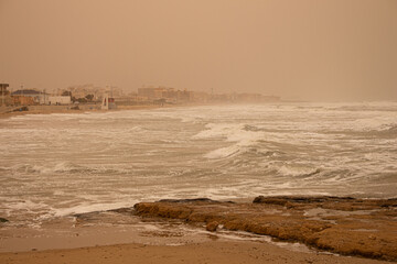 Vega Baja del Segura - Torrevieja - Calima en la Playa de la Mata