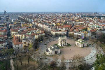 Fototapeta na wymiar Milano, Panorama cittadino