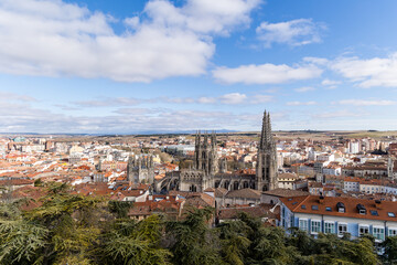 Fototapeta na wymiar aerial views, from the viewpoint of the castle of the city of Burgos, Spain