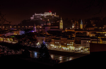 Fototapeta na wymiar View of Salzburg night
