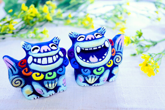 狛犬の置物 の画像 197 件の Stock 写真 ベクターおよびビデオ Adobe Stock