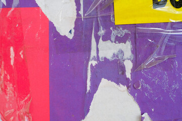 Grungy straat poster achtergrond. Gescheurde en gescheurde papiertextuur. Abstracte collagelagen van vintage straatposter.
