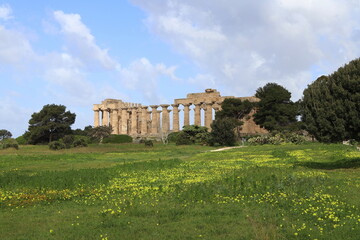 Fototapeta na wymiar Tempio di Hera, Selinunte. Sicilia. Italia