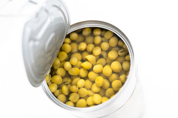 Canned sweet peas