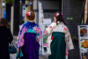 袴の女学生