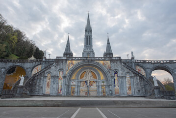 Fototapeta na wymiar Sanctuary of Our Lady of Lourdes, France.