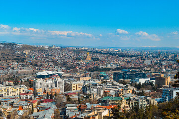 Fototapeta na wymiar Panoramic view of the snow-covered city of Tbilisi spring