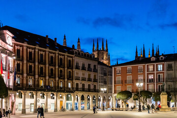 Obraz premium views of the main square of Burgos with people and tourists walking through its streets in Burgos, Spain