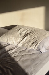 Fototapeta na wymiar pillows on a bed