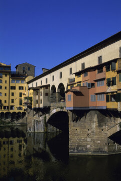 Bridge across a river, Ponte Vecchio, Arno River, Florence, Italy