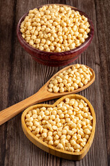 White chocolate drops. Chocolate chips.