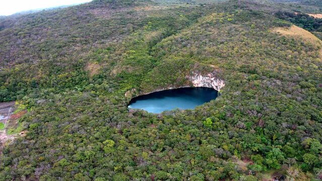 Belleza de Cenotes en Guatemala, queda en nent&oacute;n, Huehuetenango, cenotes de candelaria