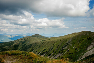 Obraz premium Incredible view of the mountain range. Mountain landscape