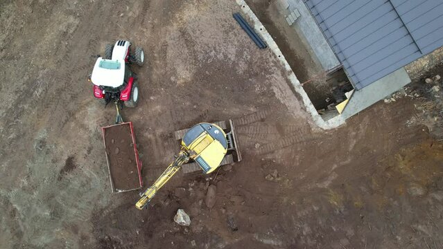 cantiere scavare ruspa 
