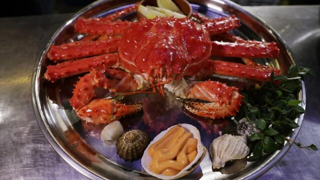 Giant King Crab dish presentation.