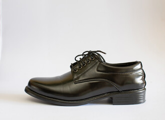 Men's leather shoes, black and white