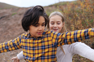 autumn photos of children.