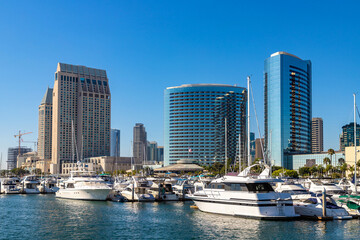 Fototapeta na wymiar San Diego Bay in marina district