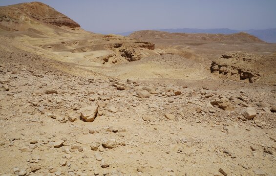Hiking in Nahal Sharbit, South Israel