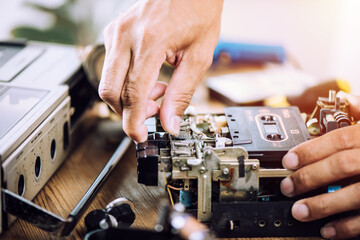 Fixing vintage radio cassette recorder